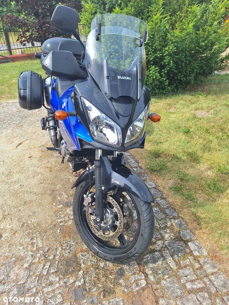 Suzuki V-STROM - 2