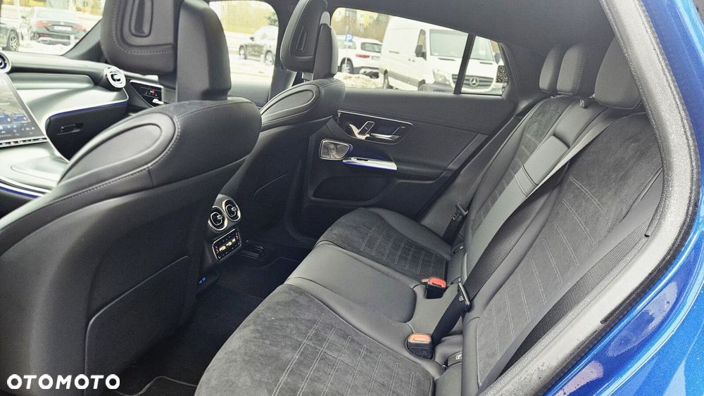 Mercedes-Benz GLC - 13