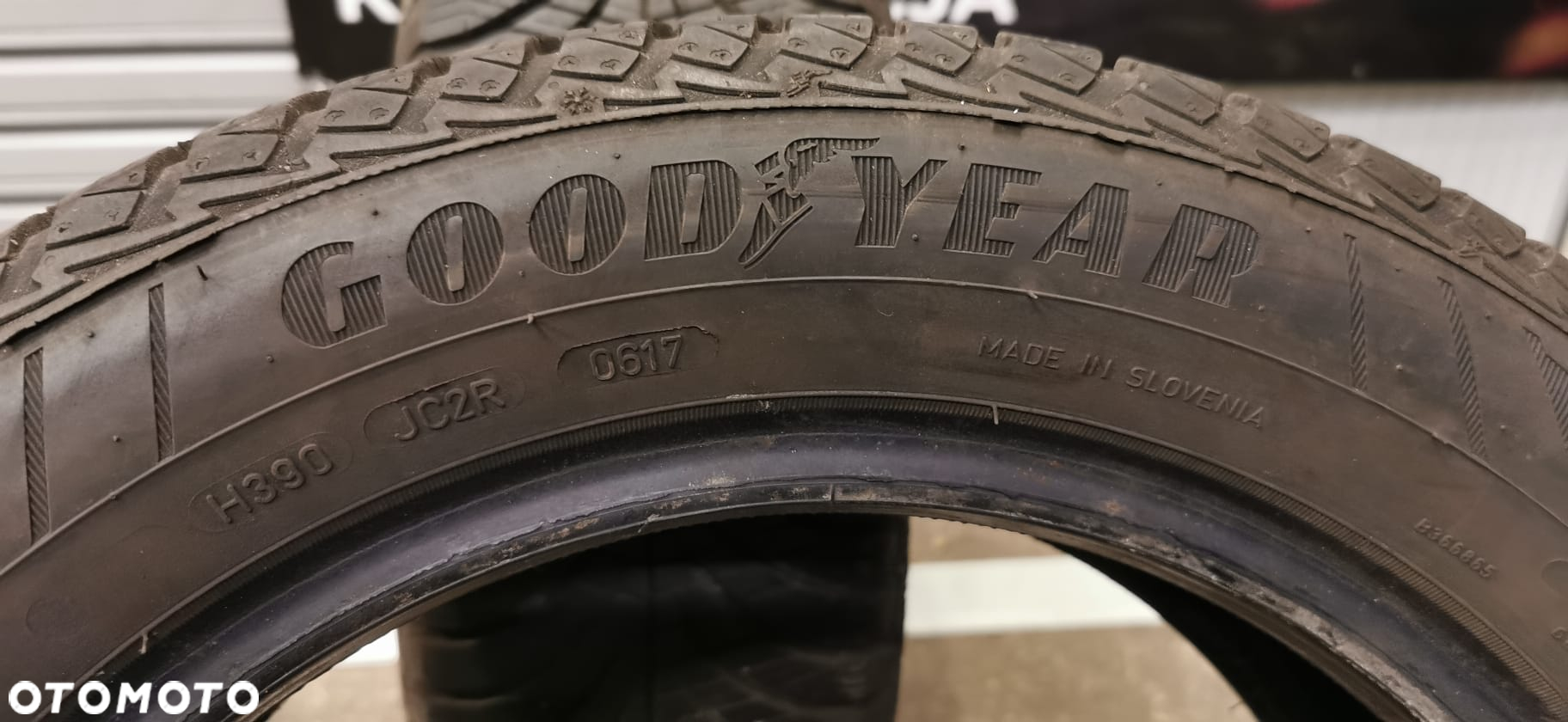 185/60 R15 Goodyear - 2