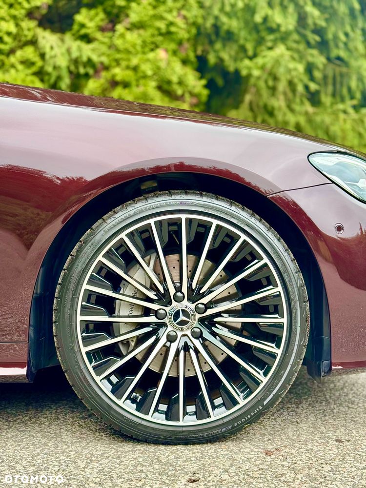 Mercedes-Benz Klasa E 200 4-Matic 9G-TRONIC - 16