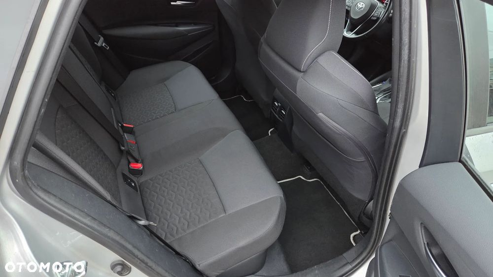 Toyota Corolla 1.8 Hybrid Executive - 10