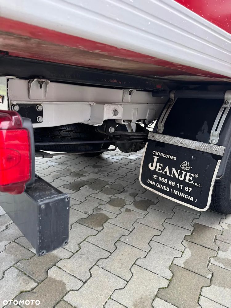 Mercedes-Benz Sprinter - 8