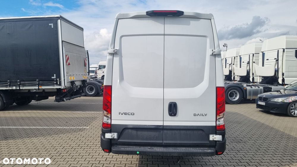 Iveco Daily 35S18HA8V Dostępny od ręki 16m3 - 13