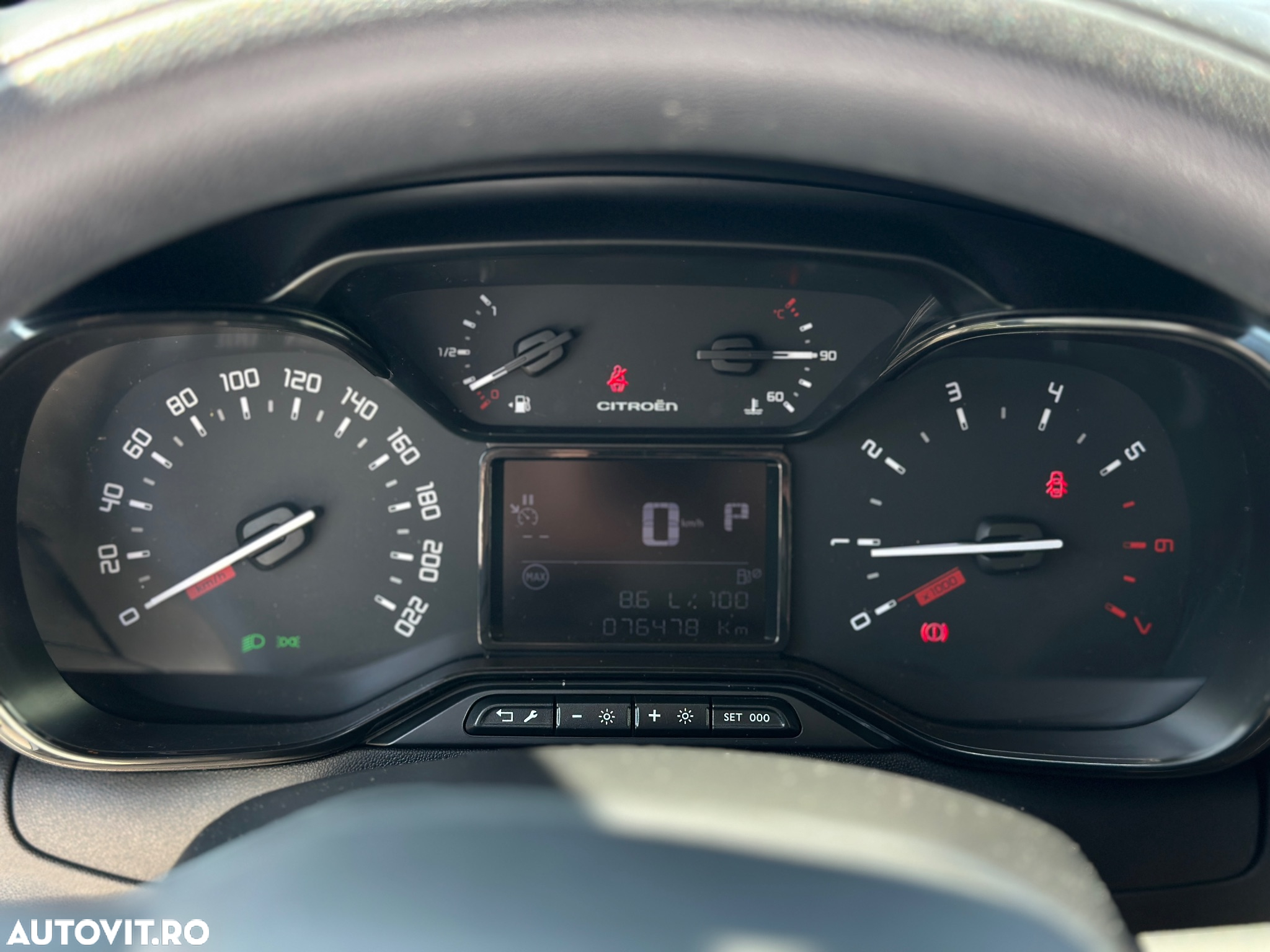 Citroën C3 1.2 PureTech S&S EAT Feel - 8