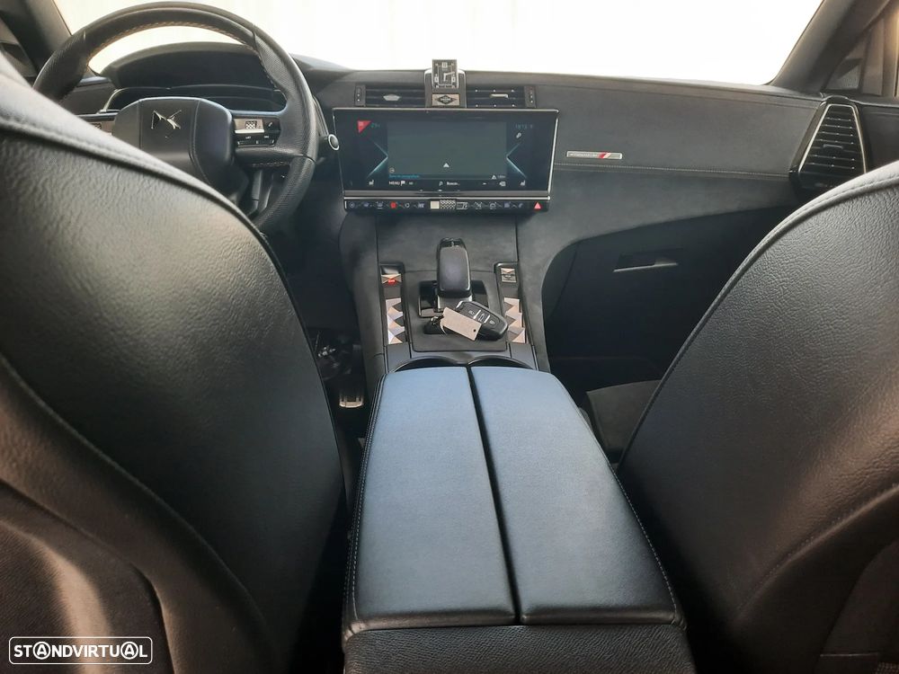 DS DS7 Crossback E-Tense Performance Line+ EAT8 - 37