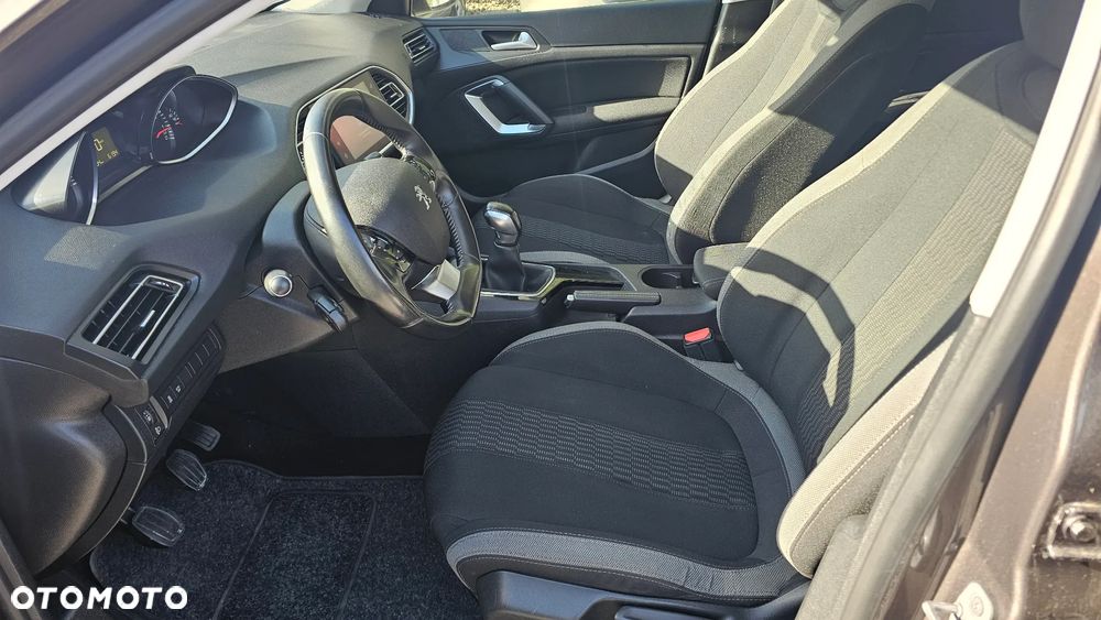 Peugeot 308 PureTech 110 Stop & Start Style - 14