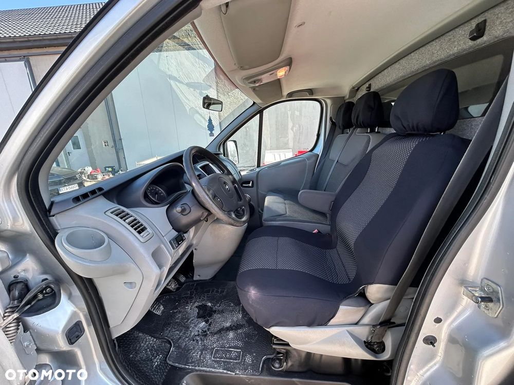 Opel Vivaro - 13