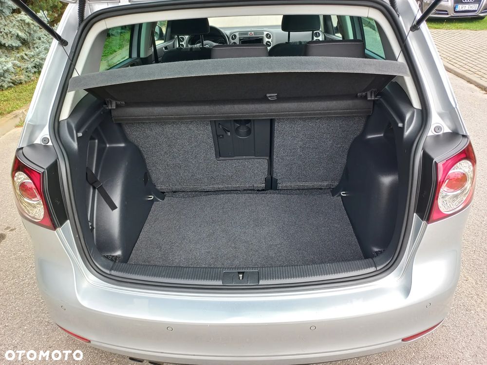 Volkswagen Golf Plus 2.0 TDI DPF MATCH - 18