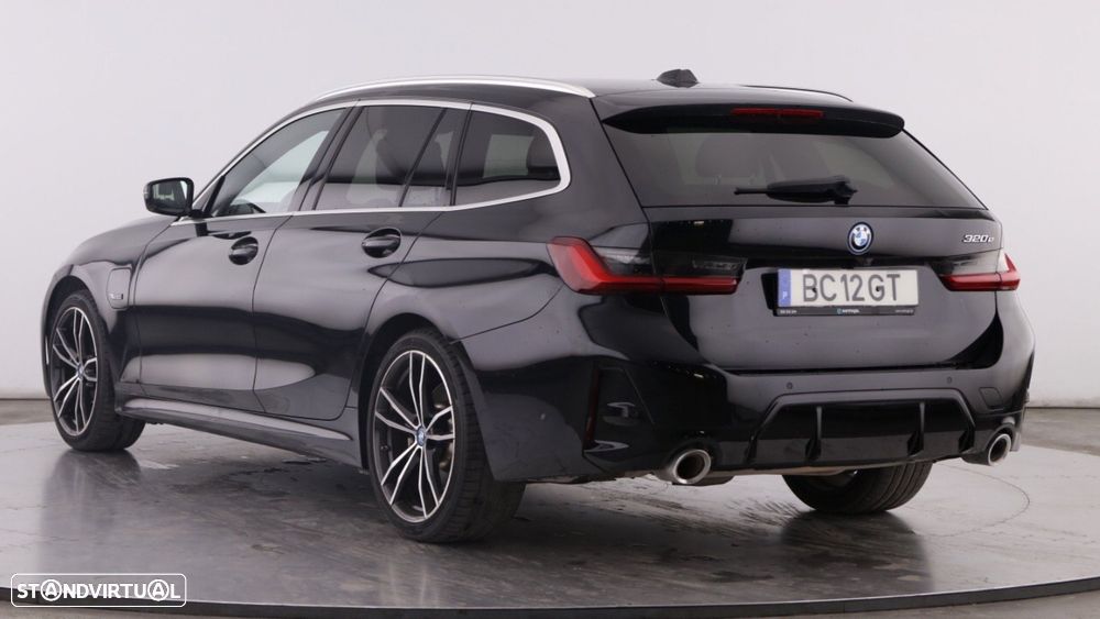 BMW 320 e Pack Desportivo M Auto - 12