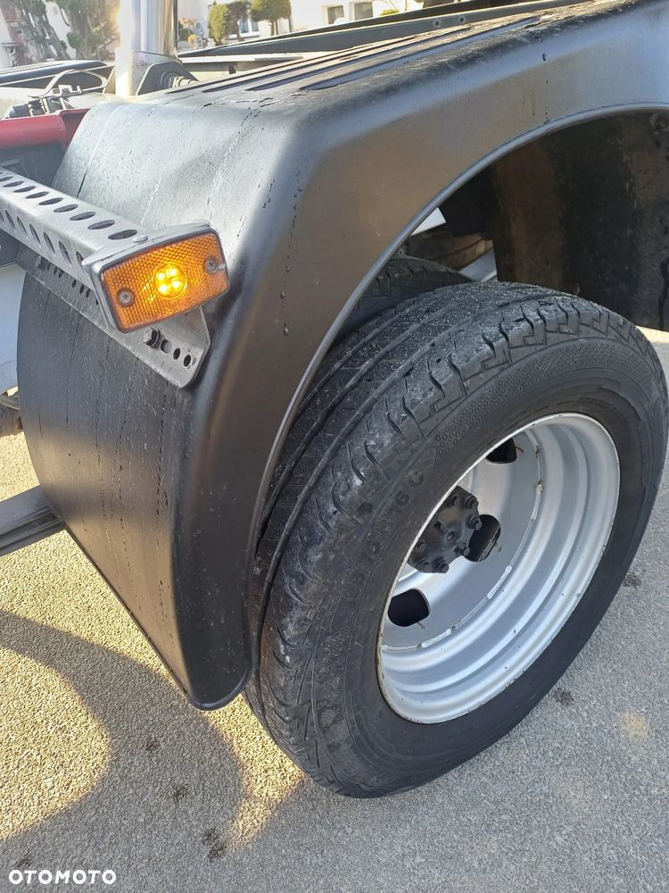 Nissan INTERSTAR - 19