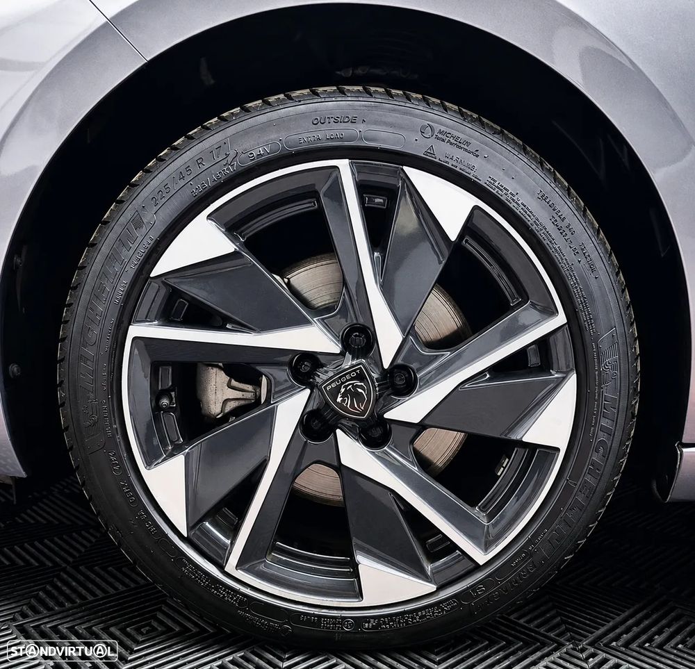 Peugeot 308 1.2 Hybrid Allure e-DCS6 - 8
