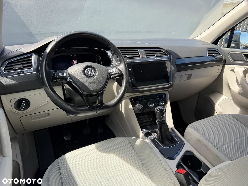Volkswagen Tiguan Allspace 2.0 TDI SCR Comfortline - 12