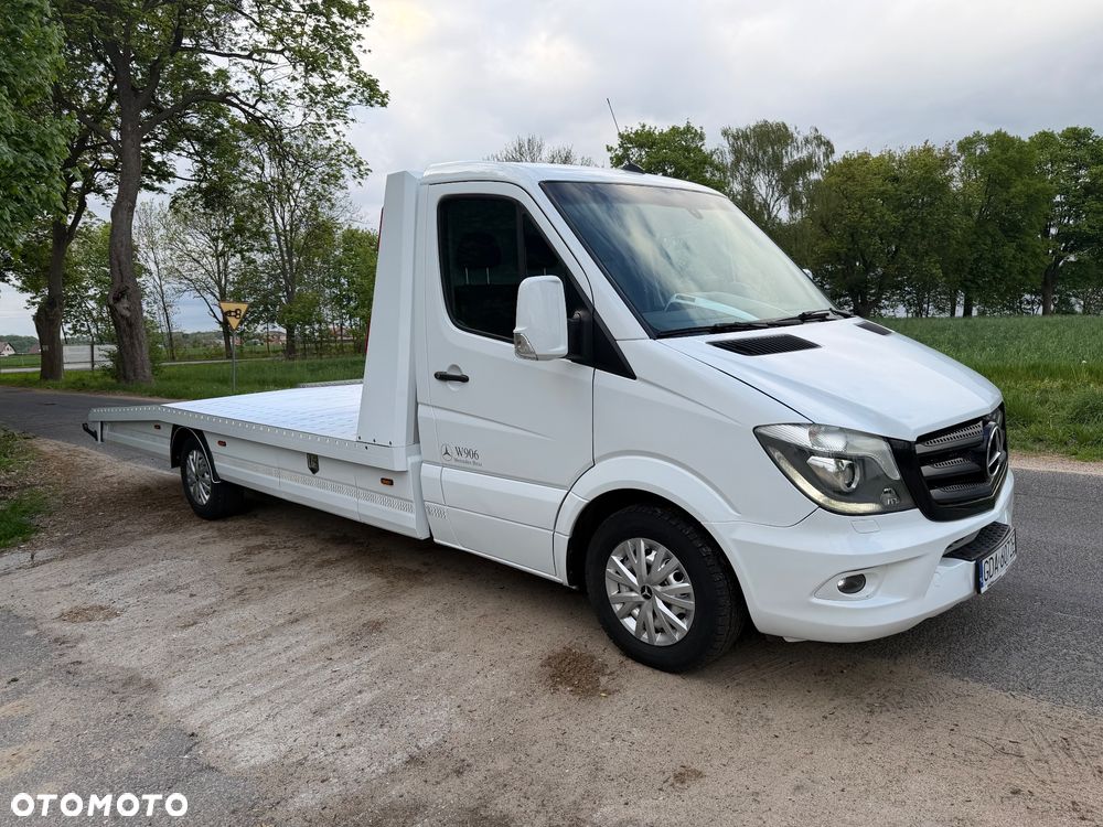 Mercedes-Benz Sprinter - 4