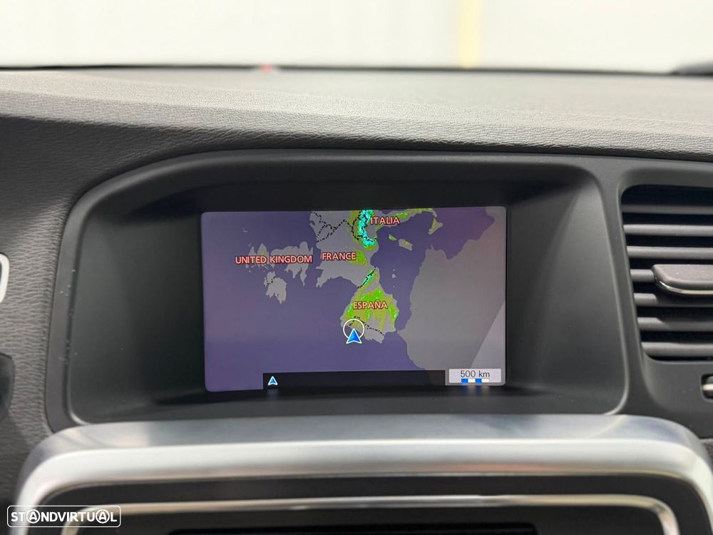 Volvo V60 1.6 D2 Drive Momentum Start/Stop - 10