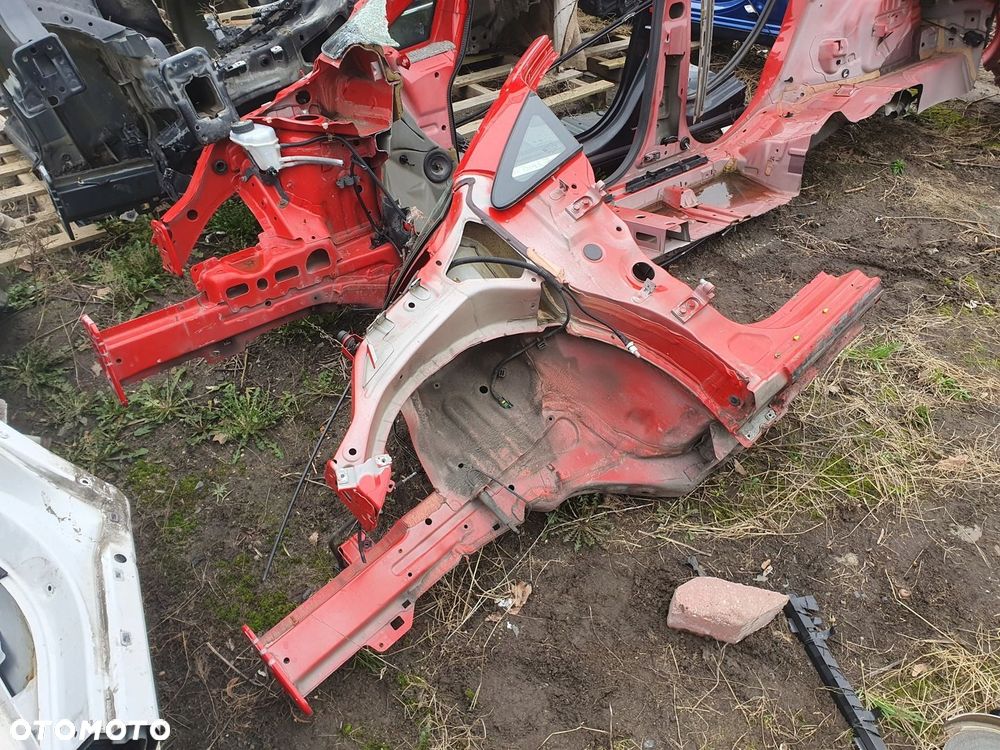 próg słupek fartuch lewy Opel Corsa E - 1