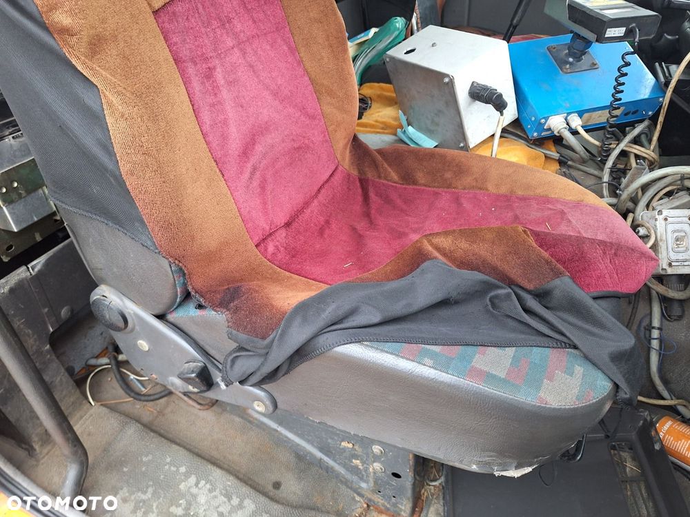 Versalift 1824 4X4 + Kropice + Sypač - 23