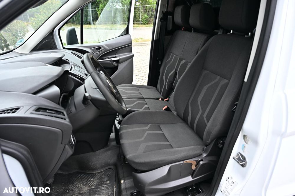 Ford Transit Connect - 16