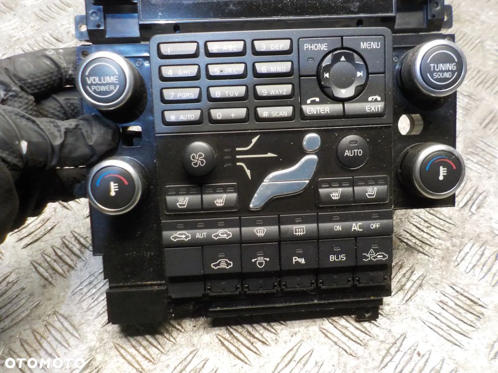 VOLVO S80 II PANEL STEROWANIA KLIMATYCACJI RADIA TELEFONU WYSWIETLACZ 30797715 - 2
