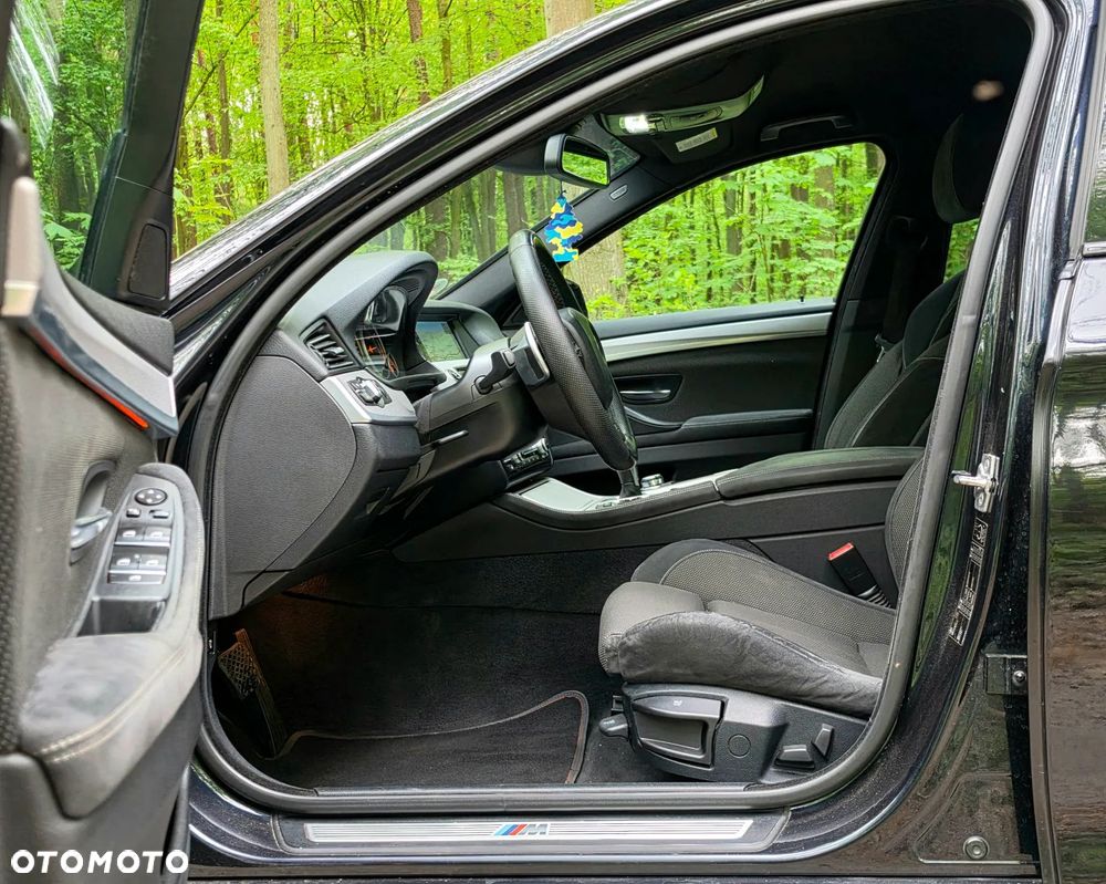 BMW Seria 5 - 14
