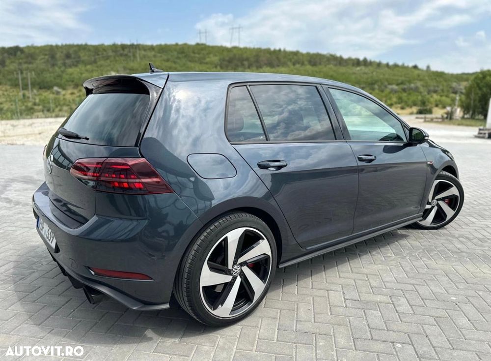 Volkswagen Golf 2.0 TSI DSG GTI Performance - 2