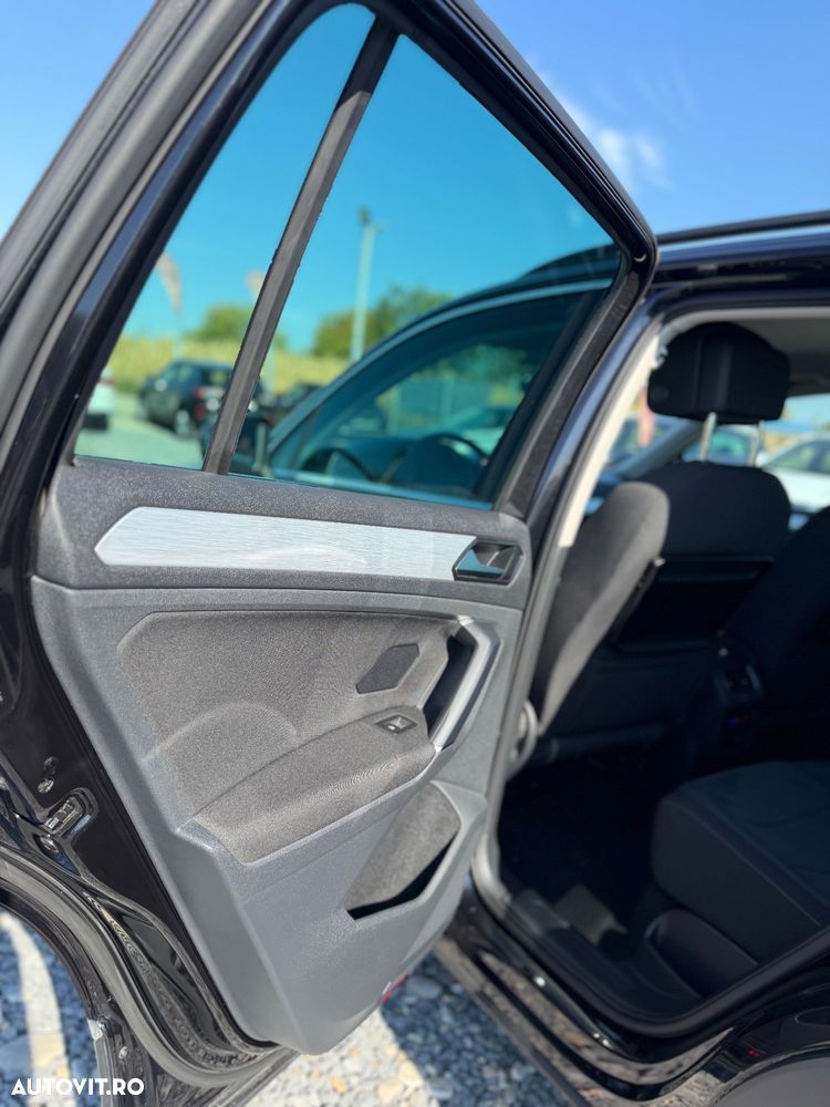 Volkswagen Tiguan - 9