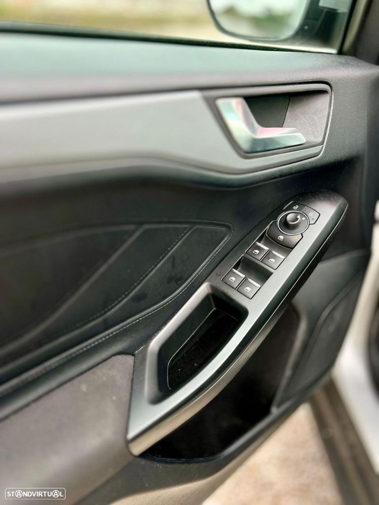 Ford Focus 1.5 TDCi ECOBlue Active Aut. - 7