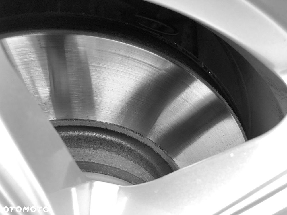 Volkswagen Passat 2.0 TDI BMT Comfortline DSG - 33