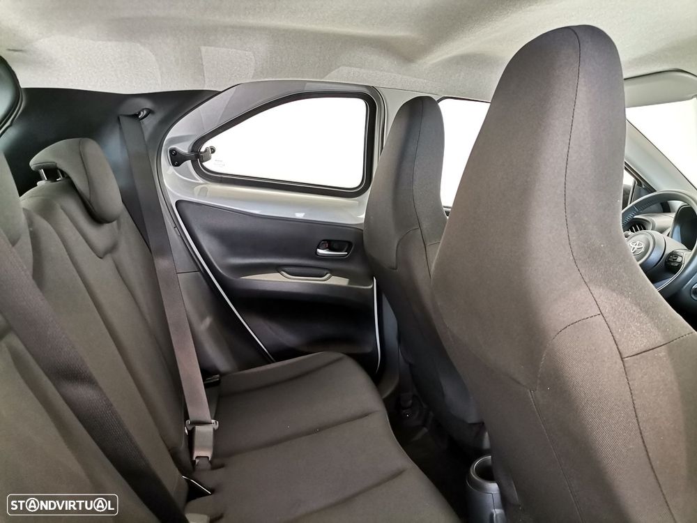Toyota Aygo X 1.0 Play - 7