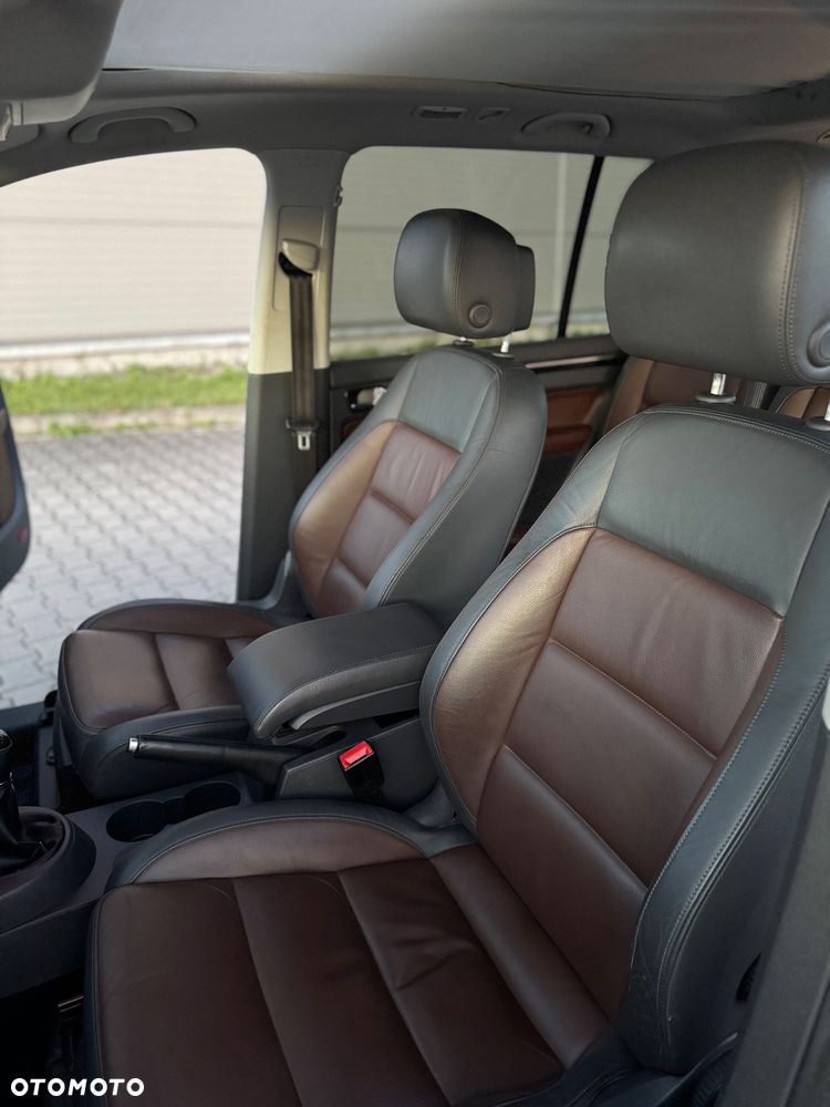 Volkswagen Touran 2.0 TDI DPF Highline Perfectline - 18