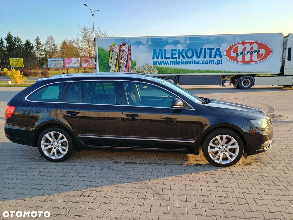 Skoda Superb 2.0 TDI Elegance - 5