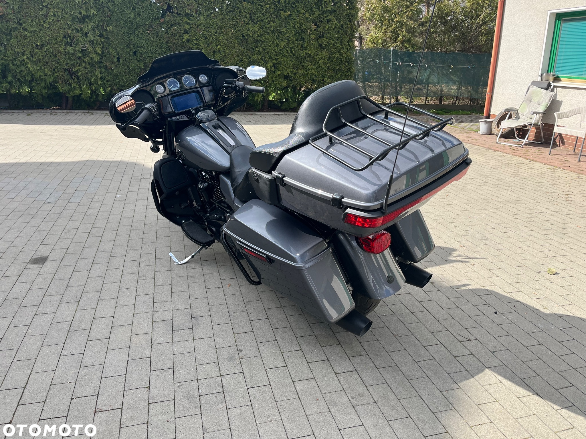Harley-Davidson FLHS Electra Glide - 4