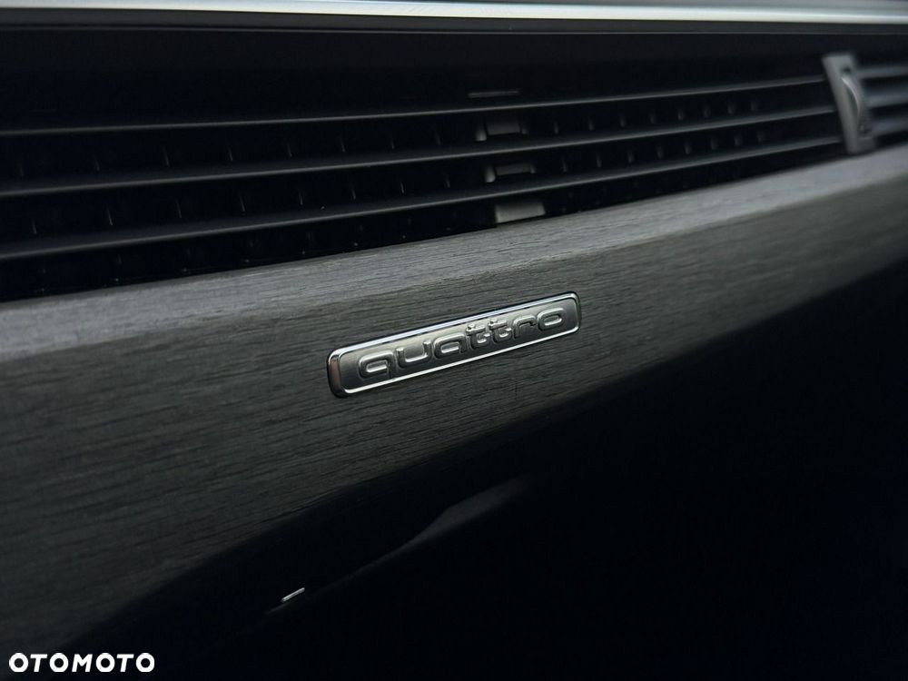 Audi A4 Allroad - 24