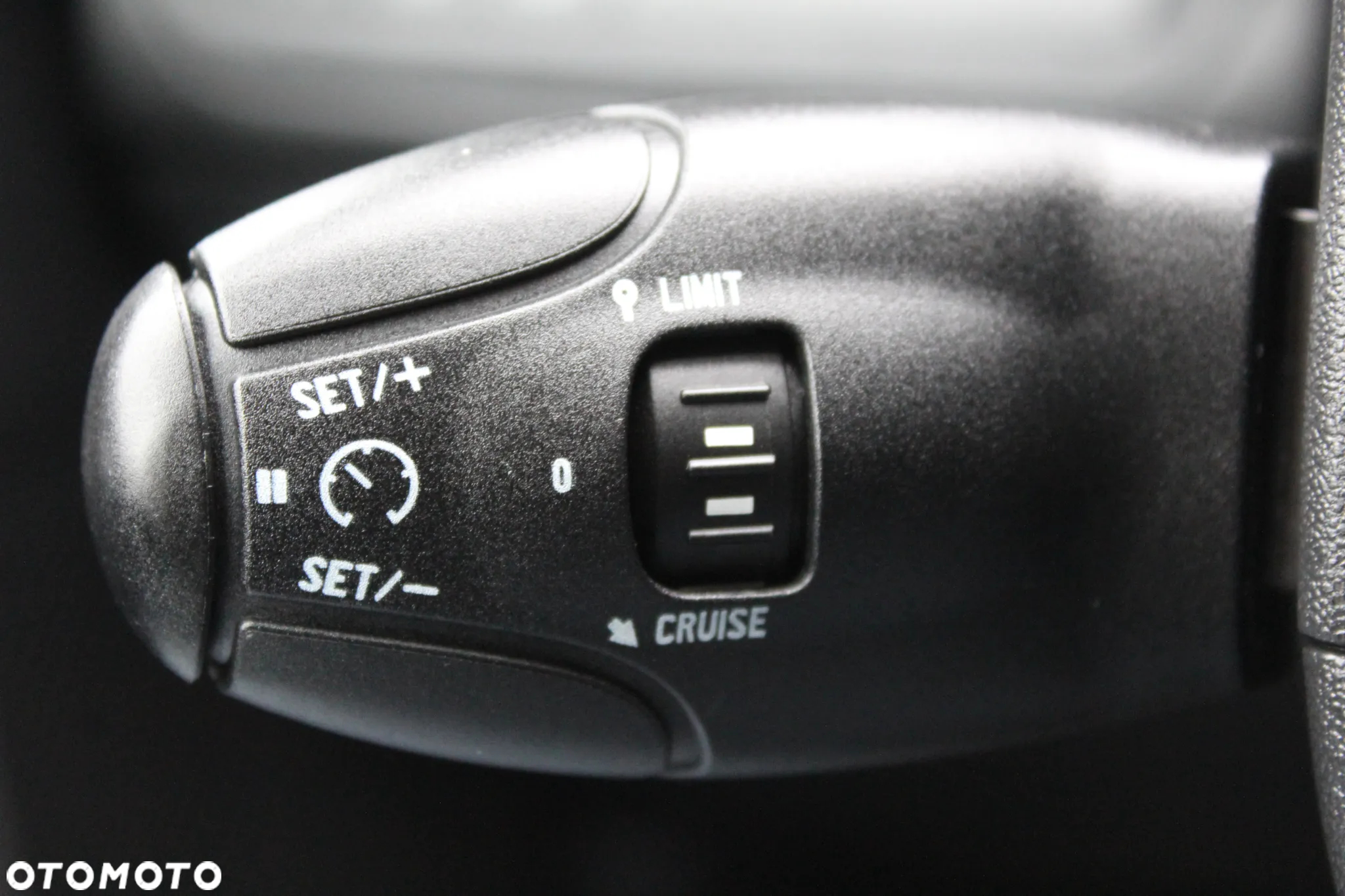 Peugeot 208 Blue-HDi 100 Stop&Start Active - 18