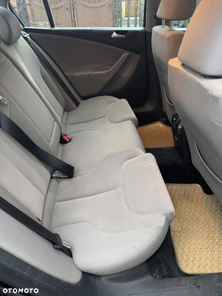 Volkswagen Passat 1.4 TSI Comfortline - 6