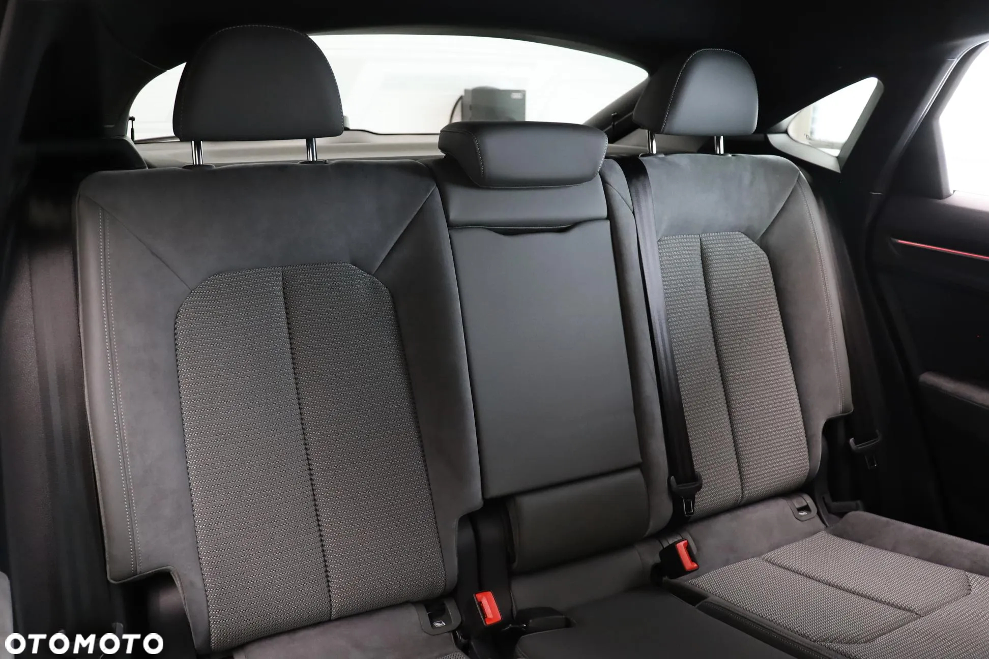 Audi Q3 40 TFSI Quattro S-Line S tronic - 17