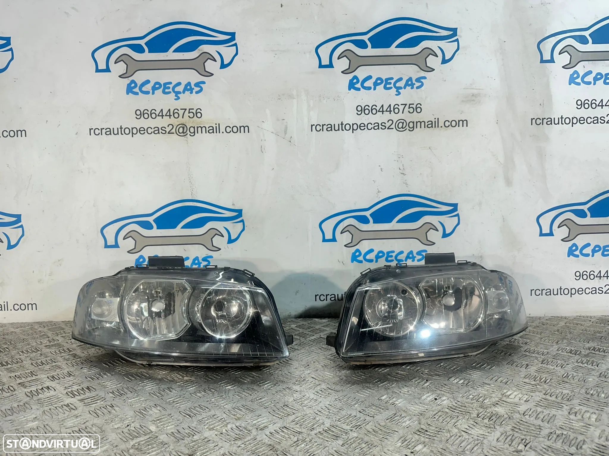 .Conjunto Oticas Farois Frontais Frente Original Audi A3 8P Halogéneo 2003 - 2010 8P0941003L 8P0941004L - 1