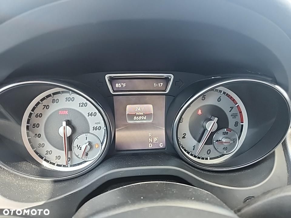 Mercedes-Benz CLA 250 4Matic 7G-DCT Sport - 9