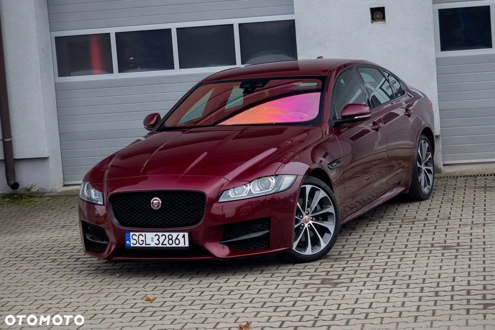 Jaguar XF 2.0 i4D R-Sport - 1
