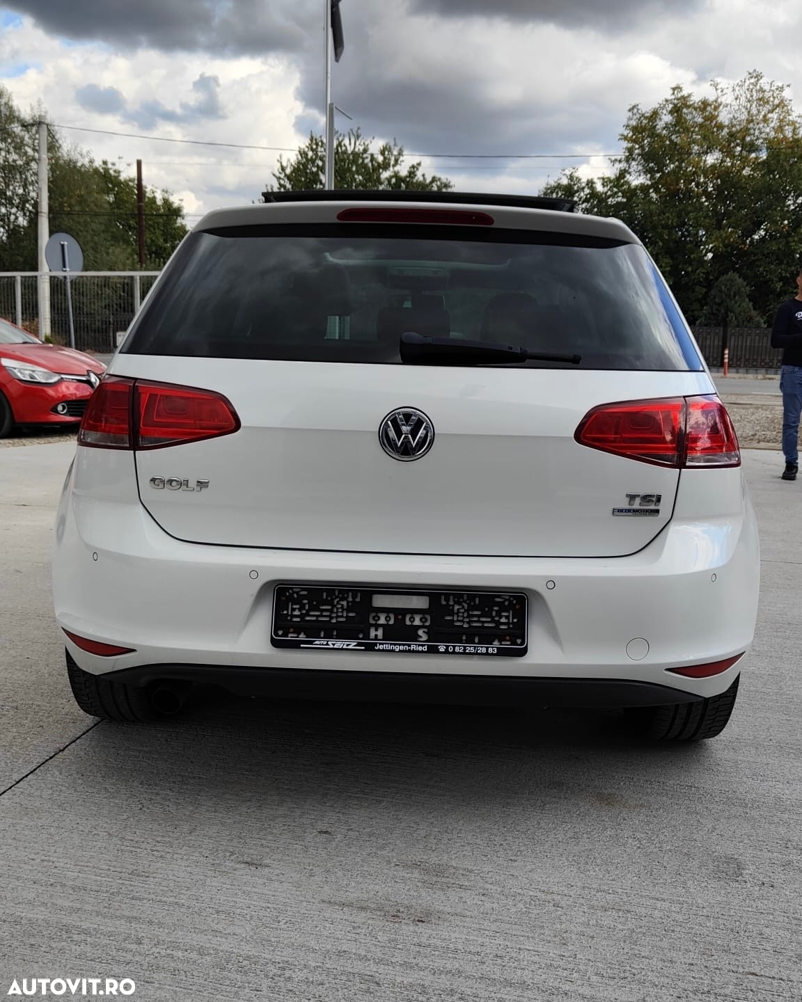 Volkswagen Golf 1.2 TSI BMT Highline - 8
