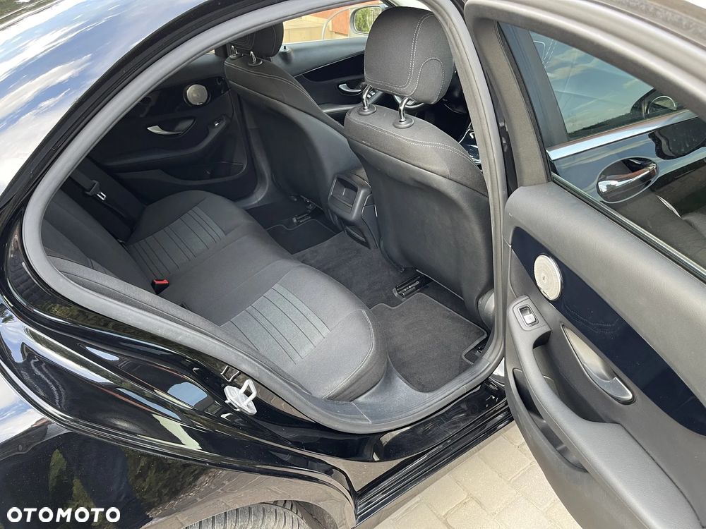 Mercedes-Benz Klasa C 180 7G-TRONIC - 10