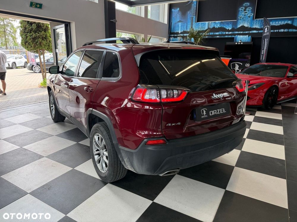 Jeep Cherokee - 6