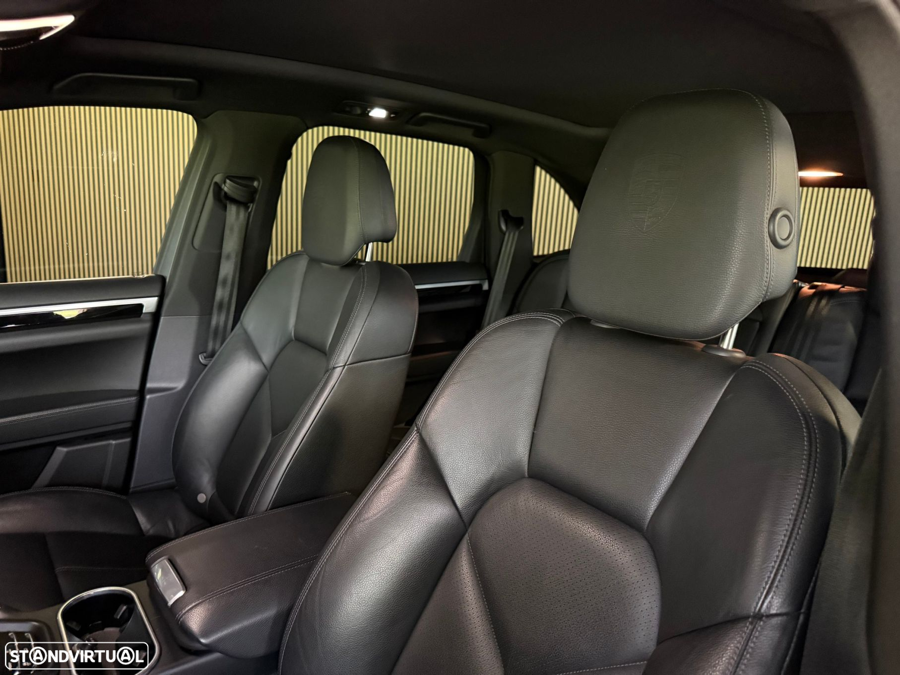 Porsche Cayenne S Hybrid - 8