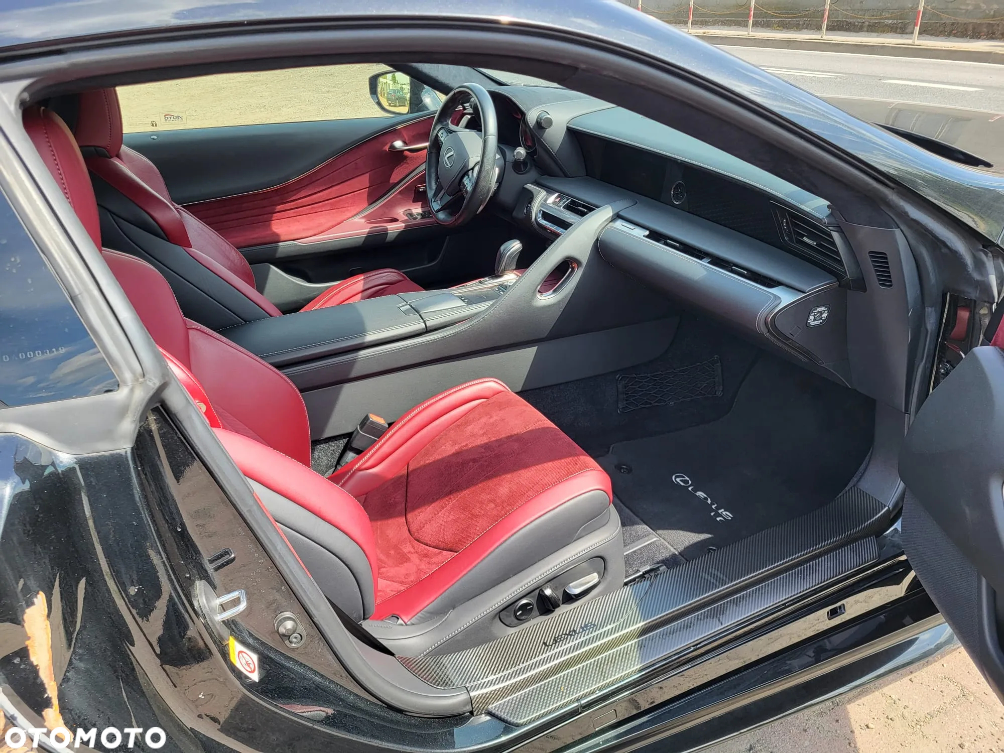 Lexus LC 500h Prestige - 17