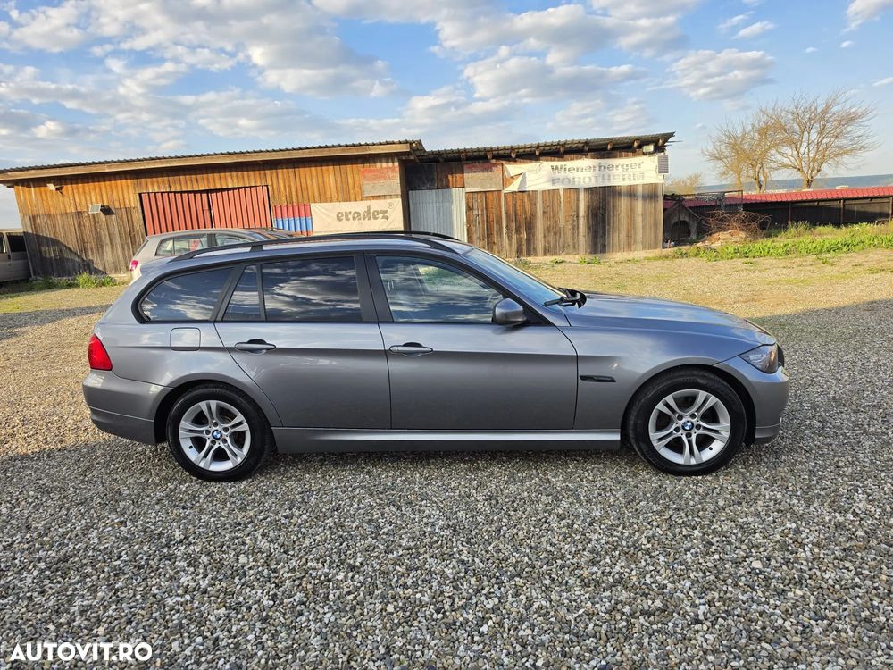 BMW Seria 3 320d xDrive DPF - 19