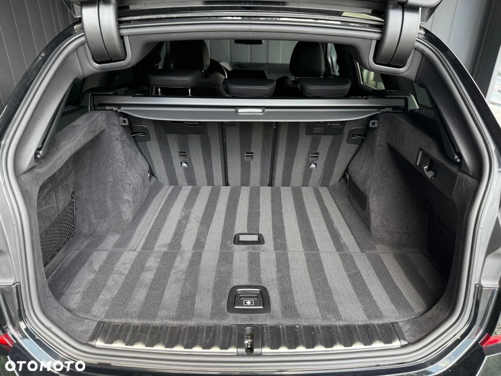 BMW Seria 3 320d xDrive mHEV M Sport - 26