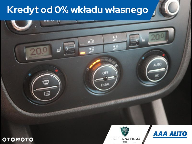 Volkswagen Golf - 13