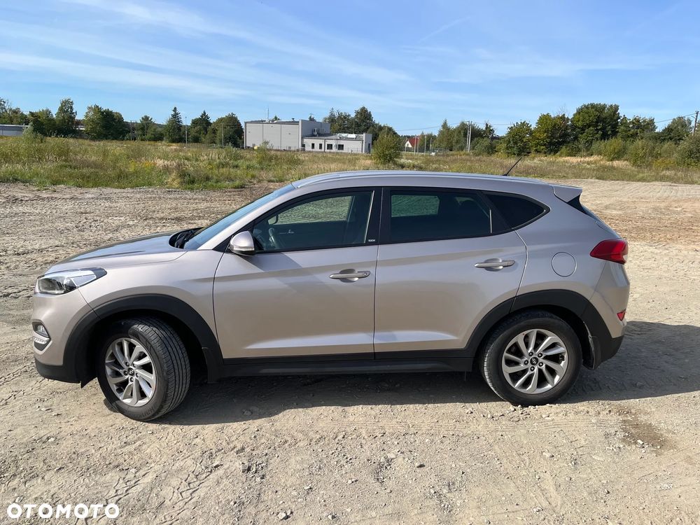 Hyundai Tucson 1.6 GDI BlueDrive Comfort 2WD - 4