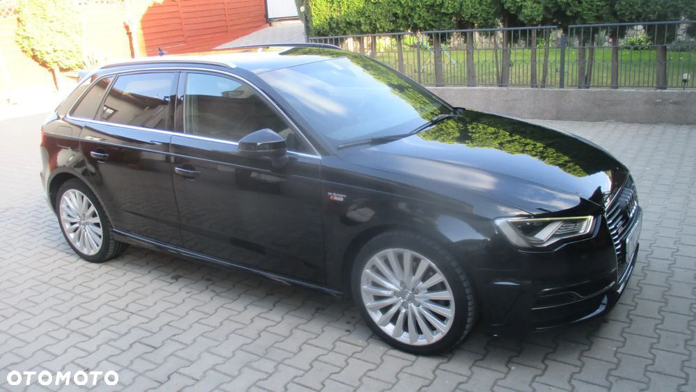 Audi A3 Sportback 1.4 TFSI e-tron S line Sportpaket - 6