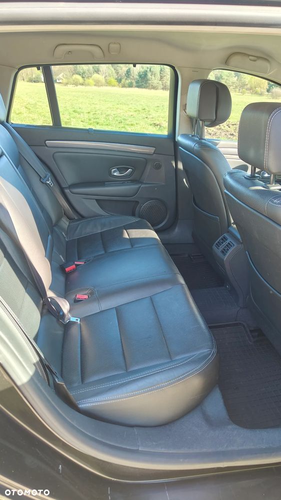 Renault Laguna dCi 150 FAP Bose - 14
