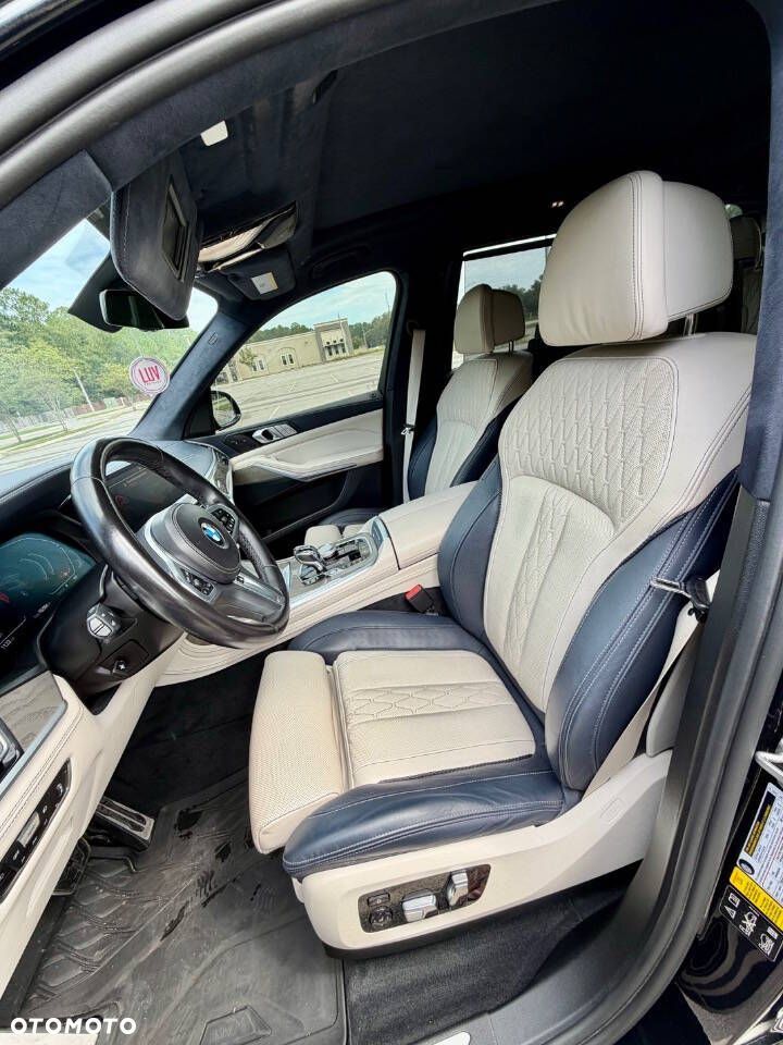 BMW X7 - 13